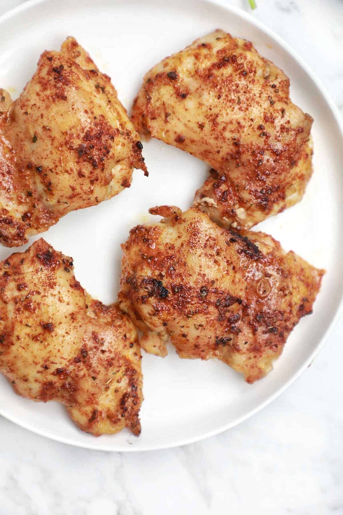 How to Perfectly Bake Boneless Chicken Thighs at 400°F for Juicy Results in 2025